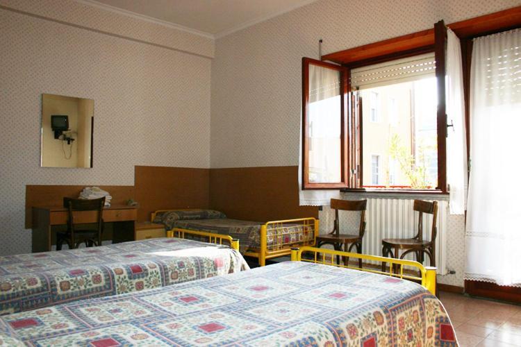 Albergo Anna Ciampino Exteriör bild